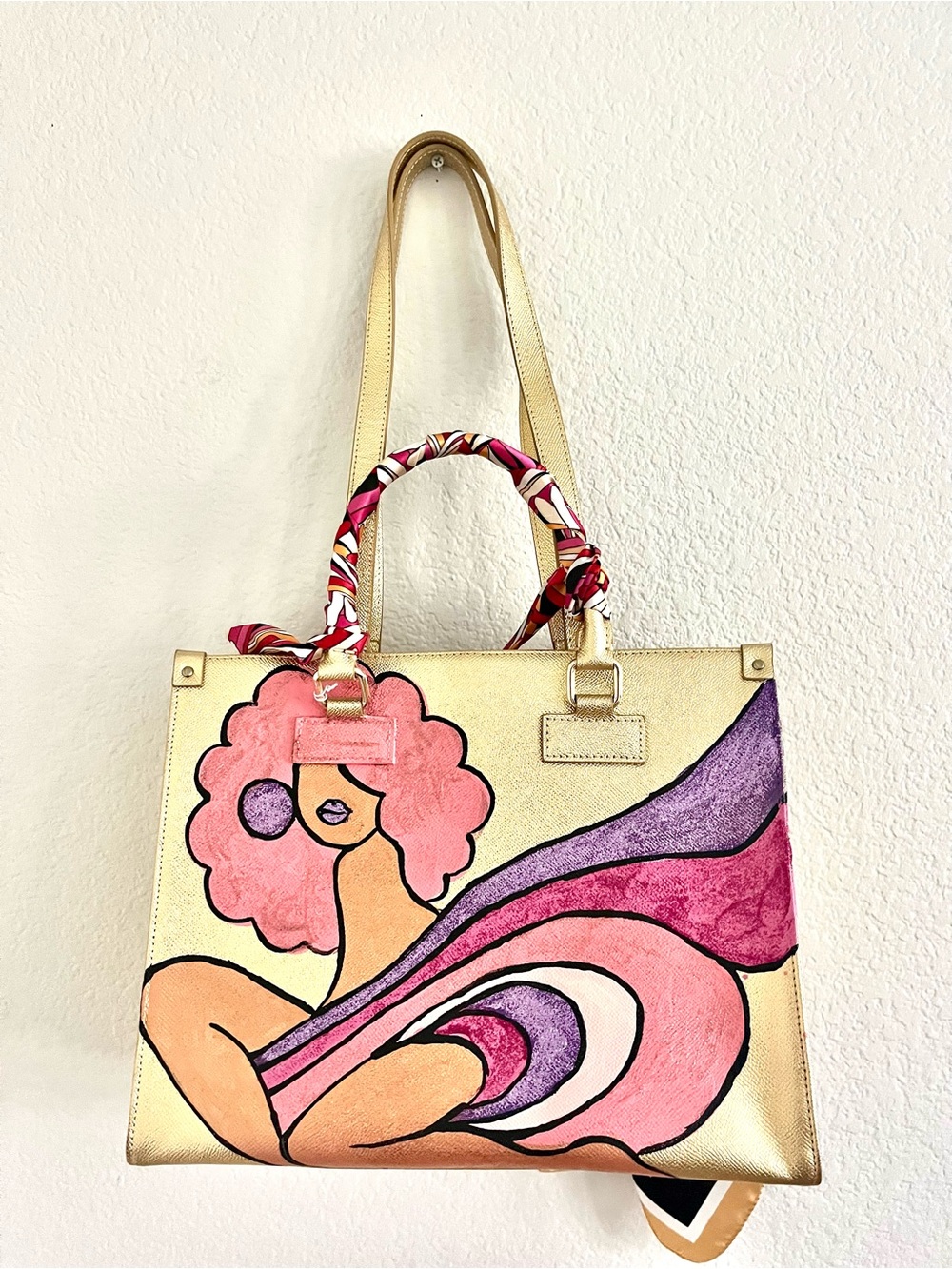 🔥New Gold Tote Bag with Pink & Purple Art Illustration🔥